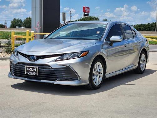 Celestial Silver Metallic 2023 Toyota Camry LE