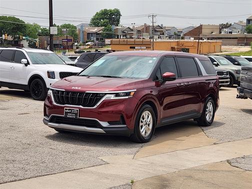2023 Kia Carnival LX