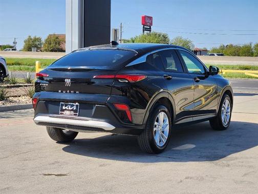 Ebony Twilight Metallic 2024 Buick Envista Preferred