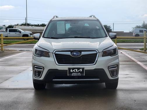 Crystal White Pearl 2021 Subaru Forester Touring