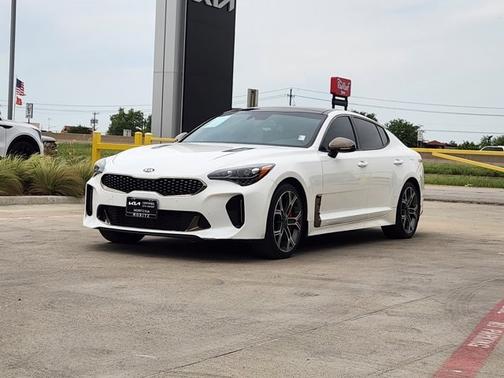 2021 Kia Stinger GT1