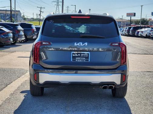 Gray 2023 Kia Telluride S