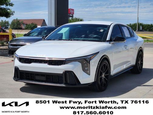 Snow White Pearl 2025 Kia K4 GT-Line