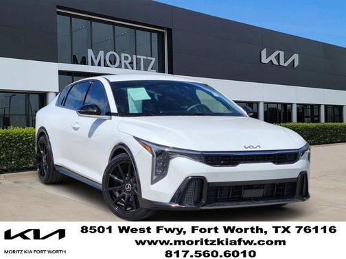 Snow White Pearl 2025 Kia K4 GT-Line
