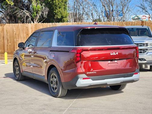 2026 Kia Carnival LXS