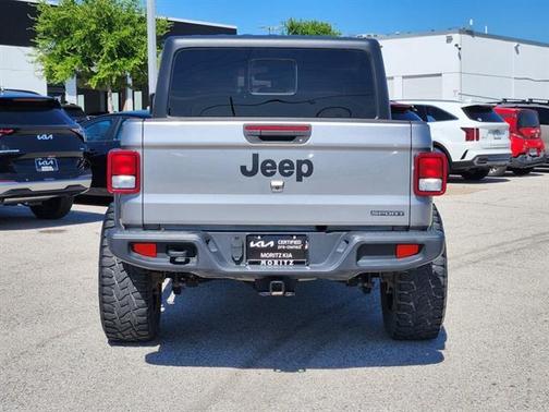 Billet Silver Metallic Clearcoat 2020 Jeep Gladiator Sport