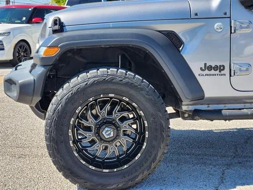 Billet Silver Clearcoat Metallic 2020 Jeep Gladiator Sport