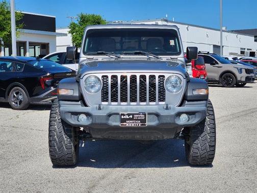 Billet Silver Clearcoat Metallic 2020 Jeep Gladiator Sport