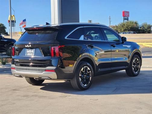 2025 Kia Sorento S