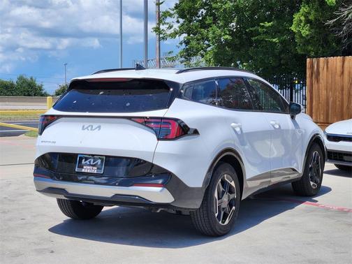 2026 Kia Sportage SX