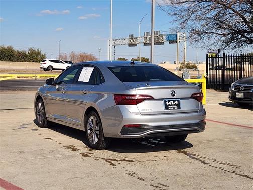 2022 Volkswagen Jetta 1.5T SE