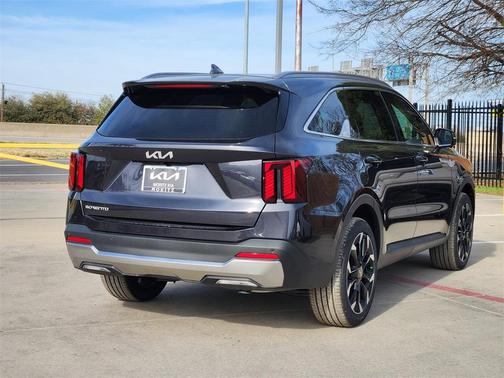 2026 Kia Sorento SX
