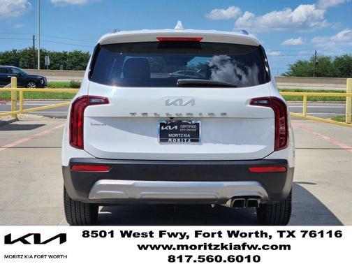 White Pearl 2022 Kia Telluride S