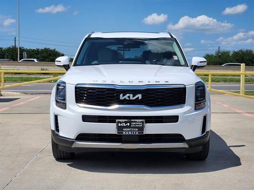 White Pearl 2022 Kia Telluride S
