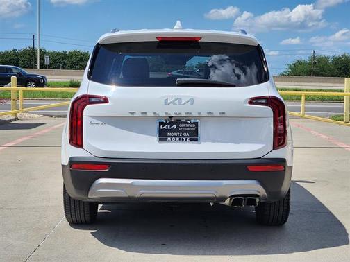 White Pearl 2022 Kia Telluride S