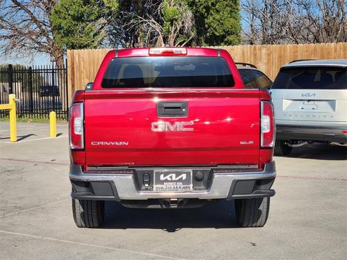 2017 GMC Canyon SLE