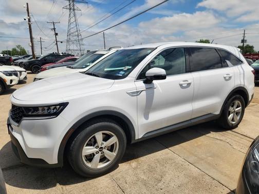 2022 Kia Sorento LX