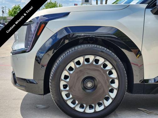 Ivory Silver 2026 Kia EV9 Land