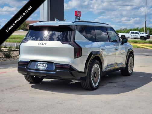 Ivory Silver 2026 Kia EV9 Land