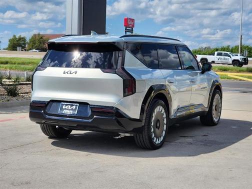 Ivory Silver 2026 Kia EV9 Land