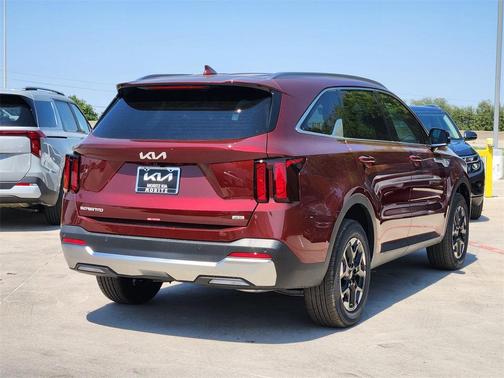2025 Kia Sorento S