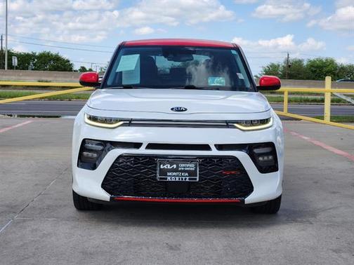 Snow White Pearl 2020 Kia Soul GT-Line 2.0L