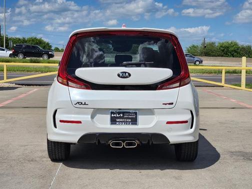 Snow White Pearl 2020 Kia Soul GT-Line 2.0L