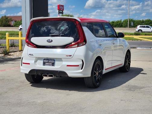 Snow White Pearl 2020 Kia Soul GT-Line 2.0L