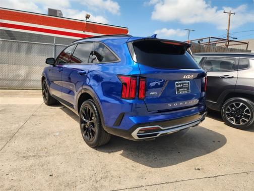 2022 Kia Sorento SX