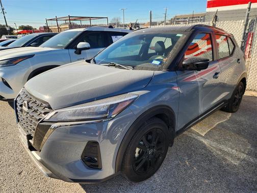 2024 Nissan Kicks SR