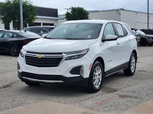 Summit White 2024 Chevrolet Equinox LT