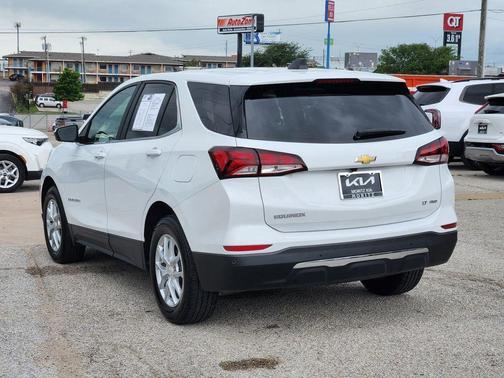 Summit White 2024 Chevrolet Equinox LT