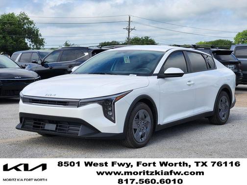 White Pearl 2026 Kia K4 LX