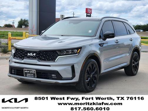 Gray 2022 Kia Sorento SX