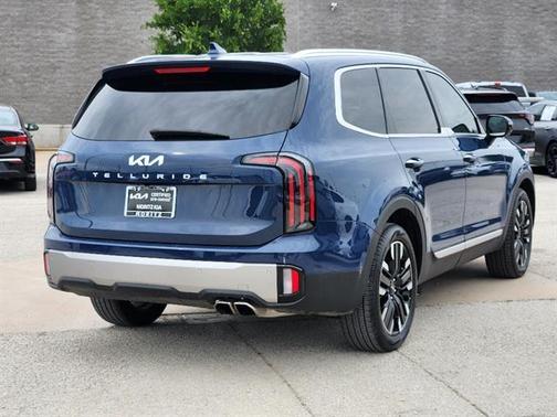 Midnight Black 2025 Kia Telluride SX