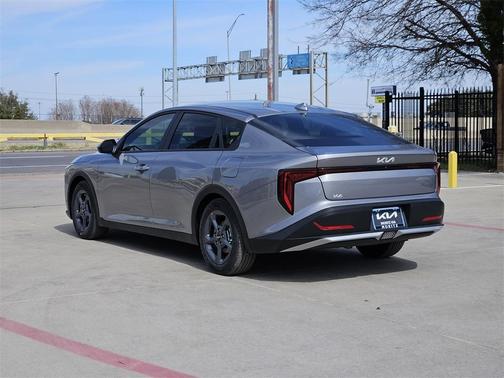 2026 Kia K4 