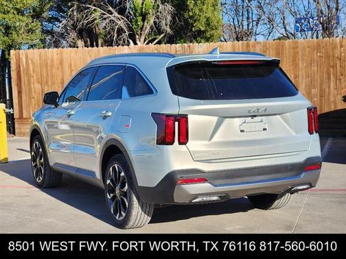 Ivory Silver 2026 Kia Sorento EX