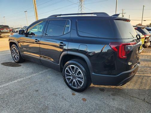 2020 GMC Acadia AT4