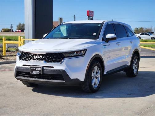 Glacial White Pearl 2022 Kia Sorento LX