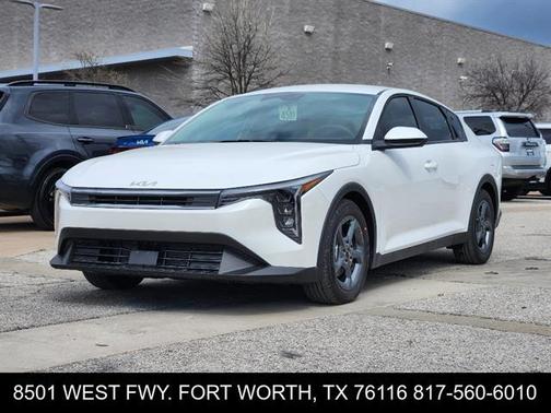 Snow White Pearl 2026 Kia K4 LXS