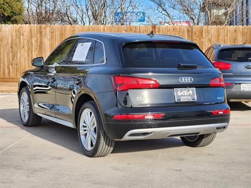 2019 Audi Q5 2.0T Premium Plus