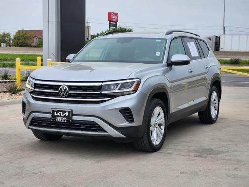Pyrite Silver Metallic 2023 Volkswagen Atlas 3.6L SE w/Technology
