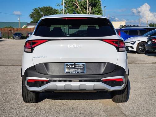 White Pearl 2023 Kia Sportage EX