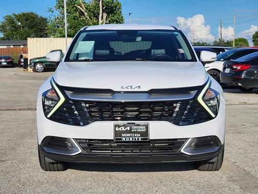 White Pearl 2023 Kia Sportage EX