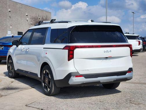 2026 Kia Carnival EX