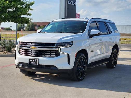 Summit White 2022 Chevrolet Tahoe RST