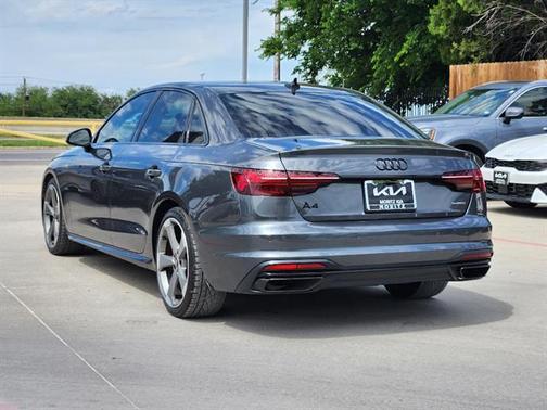 Daytona Gray Pearl Effect 2022 Audi A4 45 S line Premium Plus