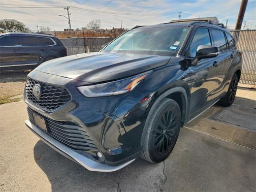 2023 Toyota Highlander XSE
