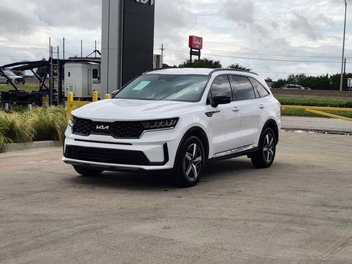 2023 Kia Sorento S
