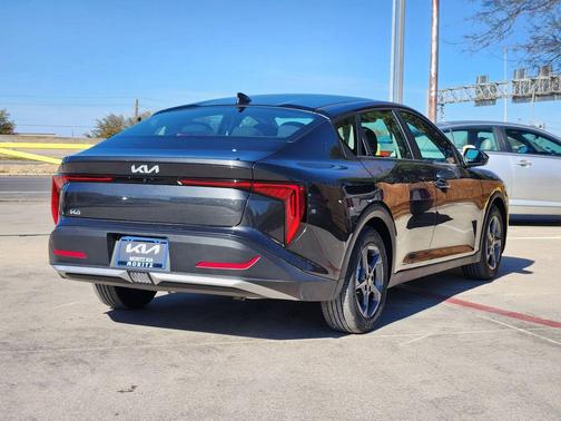 2026 Kia K4 